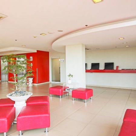 Red Planet Clark Angeles City Esterno foto